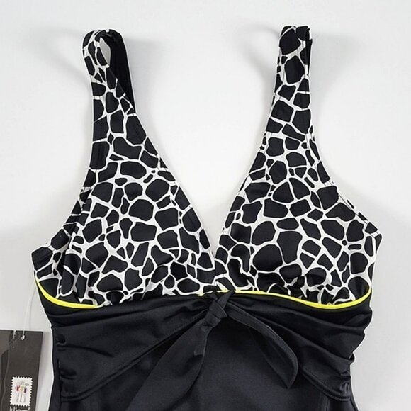 It Figures! Tummy Thinner One Piece Swimsuit Black Graphic Tee Empire Waist Sz 8 - Picture 4 of 13